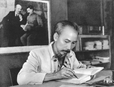 Đề cương tuyên truyền kỷ niệm 55 thực hiện Di chúc của Chủ tịch Hồ Chí Minh (1969-2024) và 55 năm Ngày mất của Người (02/9/1969-02/9/2024)