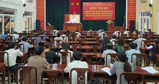 Nghiên cứu, học tập chuyên đề toàn khóa về "Học tập và làm theo tư tưởng, đạo dức, phong cách Hồ Chí Minh"