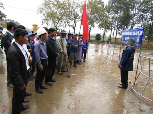 Hội Nông dân xã Triệu Long phát động ra quân khắc phục hậu quả lũ lụt