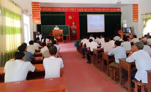 Hội Nông dân huyện  Gio Linh tập huấn bồi dưỡng chính trị và nghiệp vụ công tác Hội cho cán bộ  Hội cơ sở năm 2020
