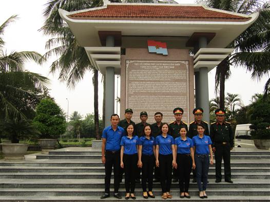 Chi đoàn thanh niên và Hội Cựu Chiến binh cơ quan Hội Nông dân tỉnh tham gia và phối hợp tổ chức nhiều hoạt động ý nghĩa