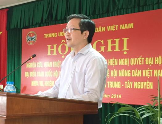 T.Ư Hội NDVN: Quán triệt Nghị quyết Đại hội VII cho hơn 100 cán bộ Hội khu vực miền Trung – Tây Nguyên