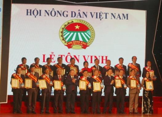 T.Ư Hội NDVN: Tôn vinh 53 “Nhà khoa học của Nhà nông”