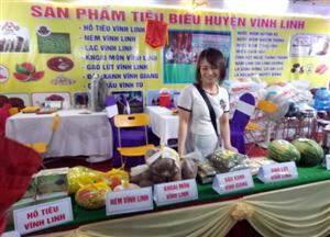 Hàng nông sản có mặt tại Hội chợ Thương mại tỉnh