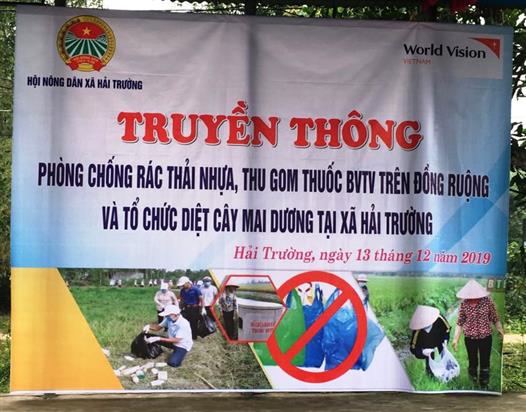 Hội Nông dân xã Hải Trường truyền thông phòng chống rác thải nhựa và tổ chức diệt cây mai dương